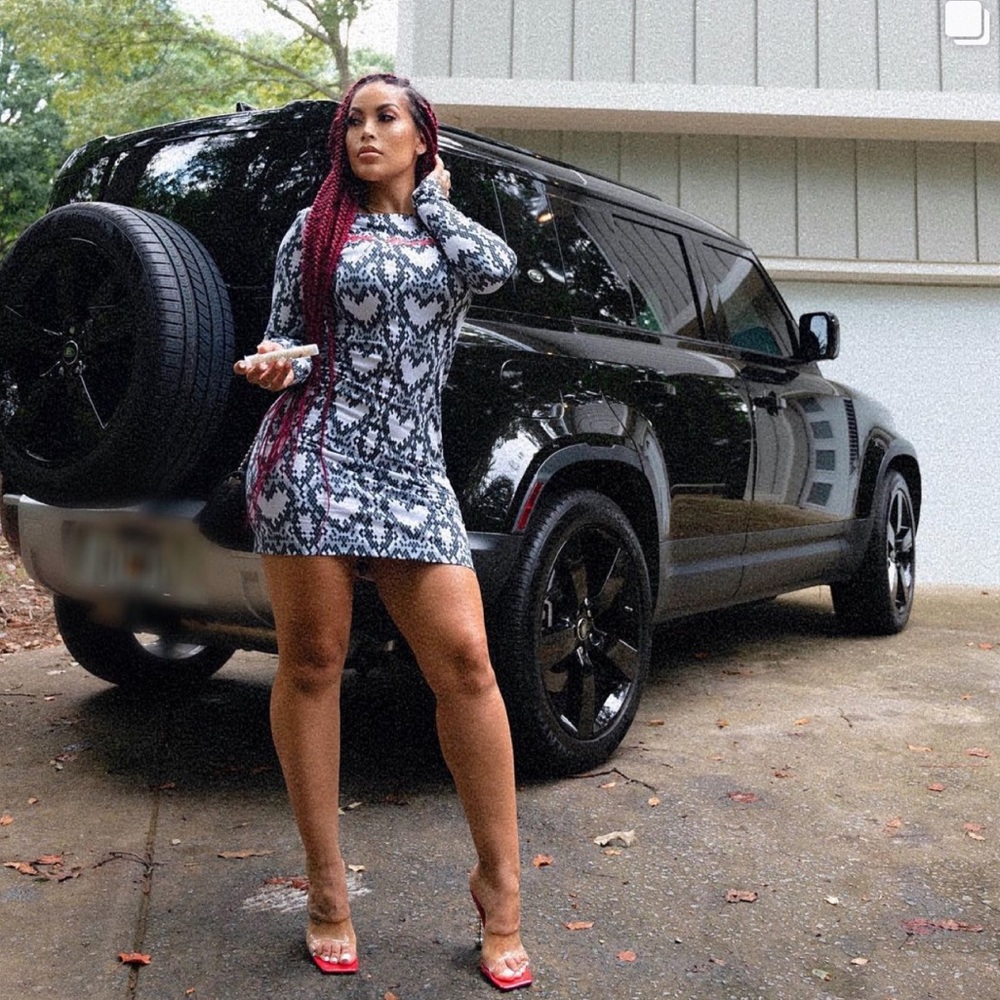 Get moving this dress hugs your curves, Like new! Only wore once for photoshoot